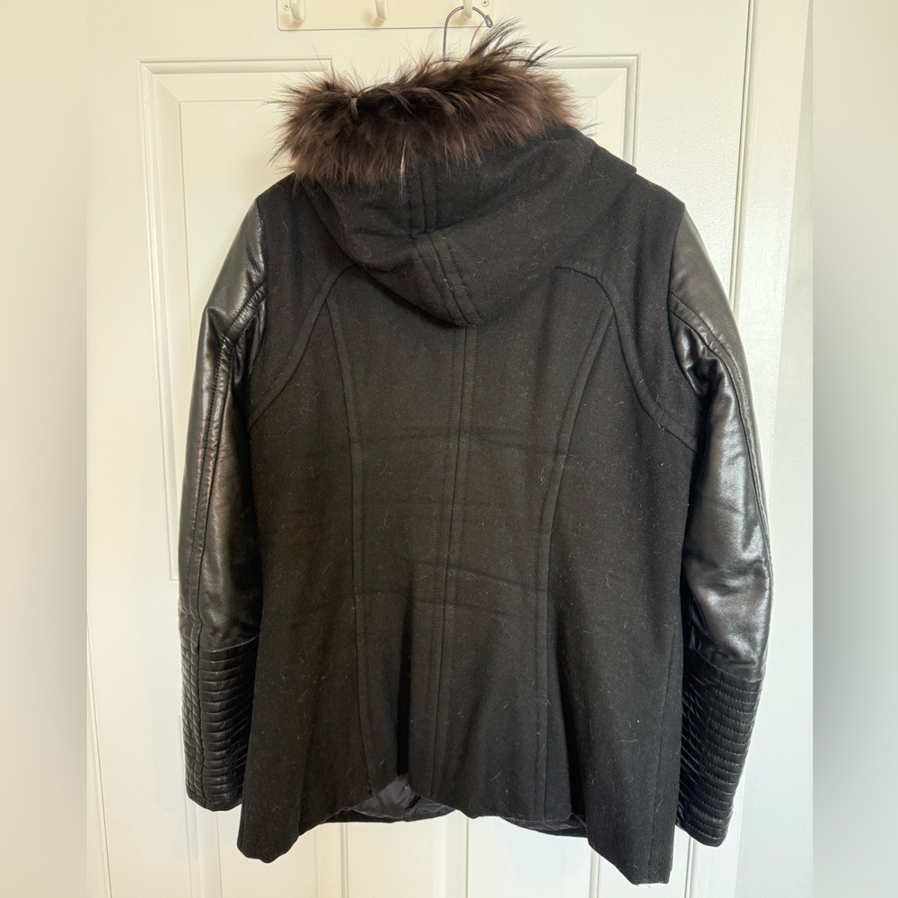Danier Women's Wool and Black Leather Jacket with Fur Collar - Thinsulate - Sz L - Picture 4 of 13